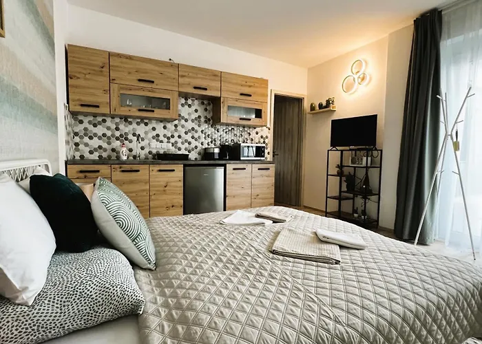 Daire Westend Lofts Charming Nest *