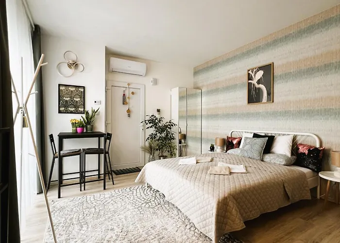 Westend Lofts Charming Nest 아파트 *